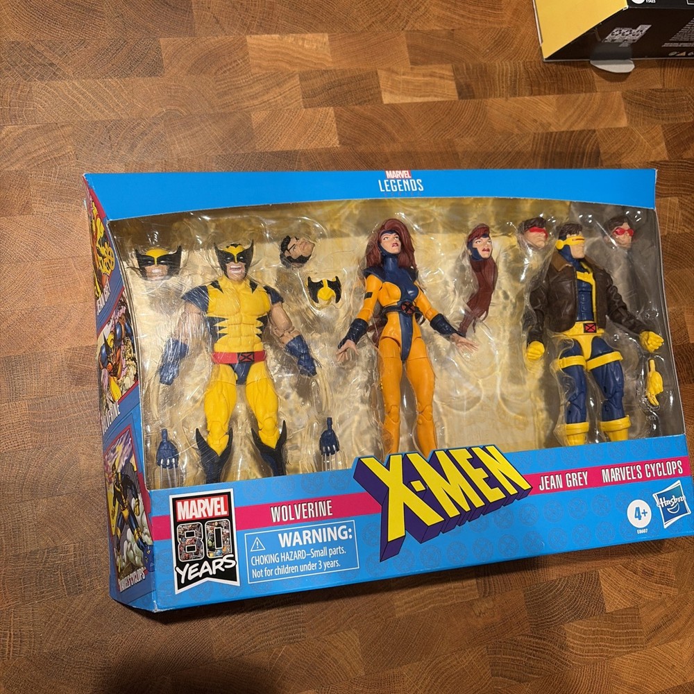 Hasbro E8607 X-Men Jean Grey, Cyclops, and Wolverine Legend Series 6 inch