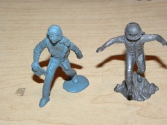 Lot Of 2 Military Figures Action PILOT AND ASTRONAUT VINTAGE 1960’S