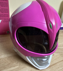 Mighty Morphin Power Rangers – Lightning Collection – Pink Ranger Helmet