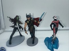 Lot Marvel Figurine Toys 3-5 Inches Total 9 Pieces