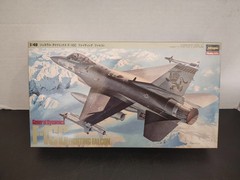 F-16C Fighting Falcon Plane 1/48 Scale HASEGAWA Model Kit NEW Unbuilt