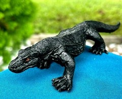 Realistic Beautifully Detailed Hand Painted Komodo Dragon Lizard PVC Figure