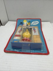 Sesame Street Collectibles – Big Bird Post Office – 1987 – NEW