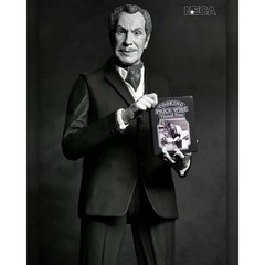 Vincent Price – Ultimate Silver Screen Edition B&W NECA 7-Inch Action Figure