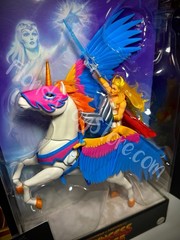 2025 MOTU Princess of Power 40th Anniversary: SHE-RA & SWIFT WIND Figure Set