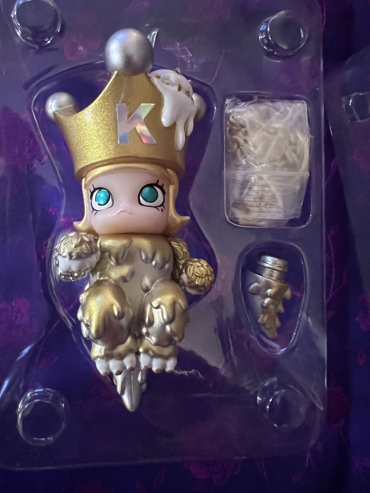 Molly x Instinctoy Erosion Baby Molly Confirmed GOLD Limited Ed ULTRA RARE NEW