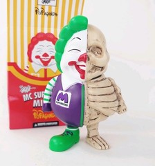 Ron English Popaganda X Secret Base Mc Supersized Half Bones Green 4″ Mindstyle