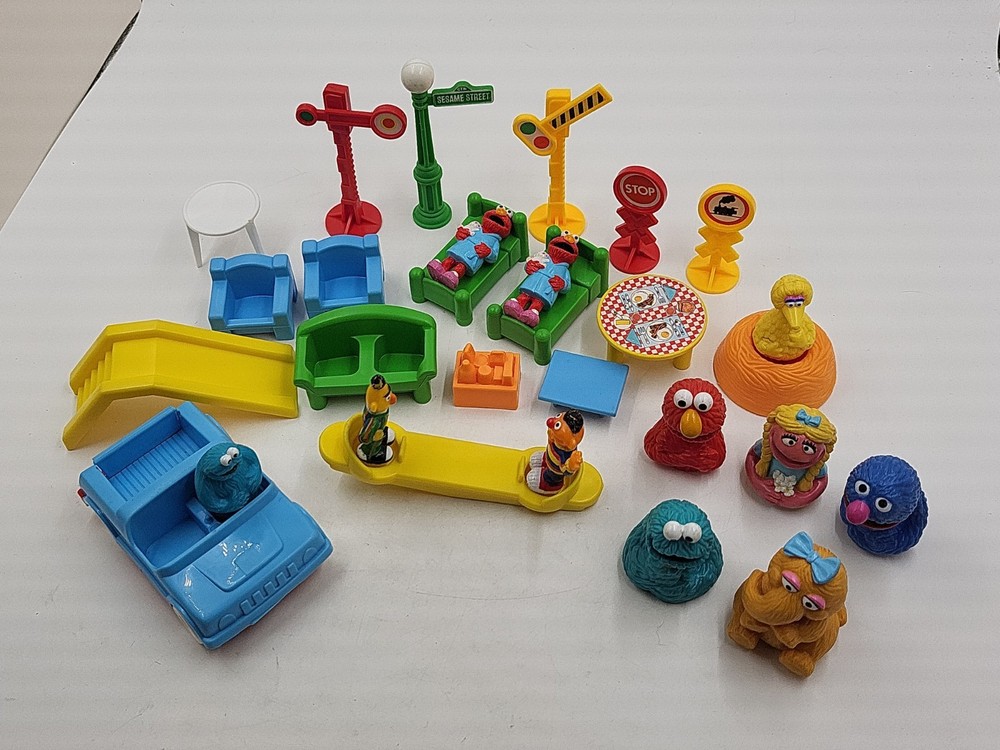 1980s Sesame Street Figures Accessories Vintage 27 Pieces