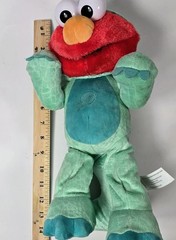 Sesame Street Dino Stomp Elmo 13″ Interactive Plush Dinosaur Just Play 2023