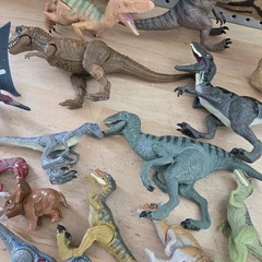 Jurassic World Dinosaurs LOT OF 15 TOTAL DINOS 3 FIGURES See photos