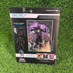 McFarlane Toys DC Multiverse Robin Earth -22 Dark Nights: Metal Action Figure
