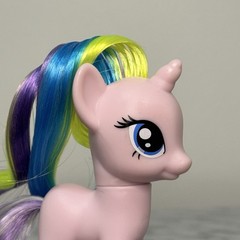 My Little Pony G4 Neon Rainbow Power Holly Dash Rare UK Exclusive – Read