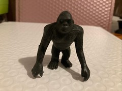 king kong miniature model giant gorilla mini figure 60 mm pvc bigfoot 1:24 scale