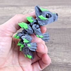 Crystal Wolf 3D Articulated Flexi Fidget Toy Gift- Collectible Desk Pet