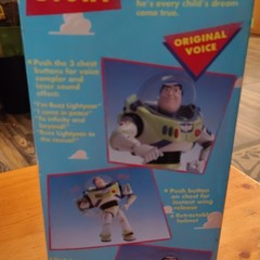 Disney/Pixar Toy Story Buzz Lightyear Ultimate Talking Figure Original Voice