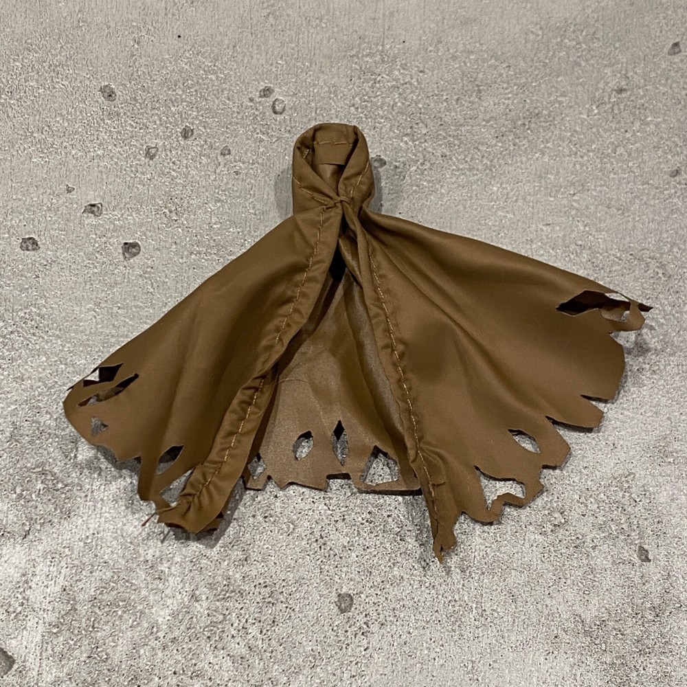 SU-375-HC-BN: 1/18 Brown Wired hooded cape for 3.75″ figures (No Figure)