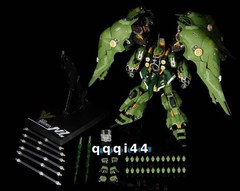 MC Kshatriya Carolina Reaper Action Figure Alloy Model Ornament w/6 Green Cannon