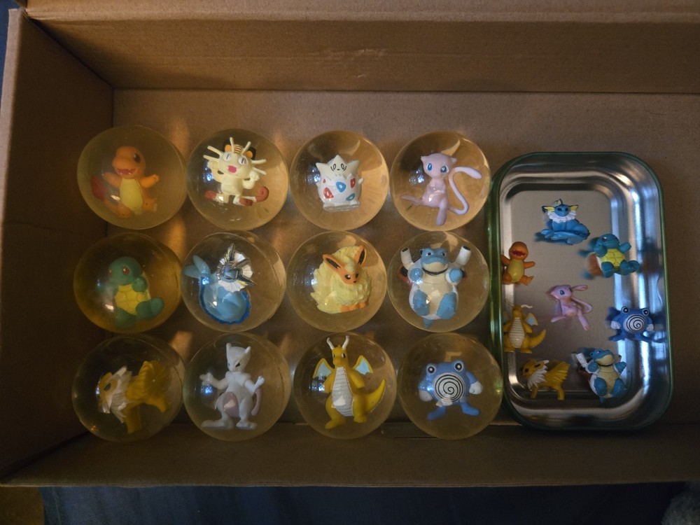 Lot Of 12 Pokemon Power Bouncers With 8 Figures From Opened Power Bouncers