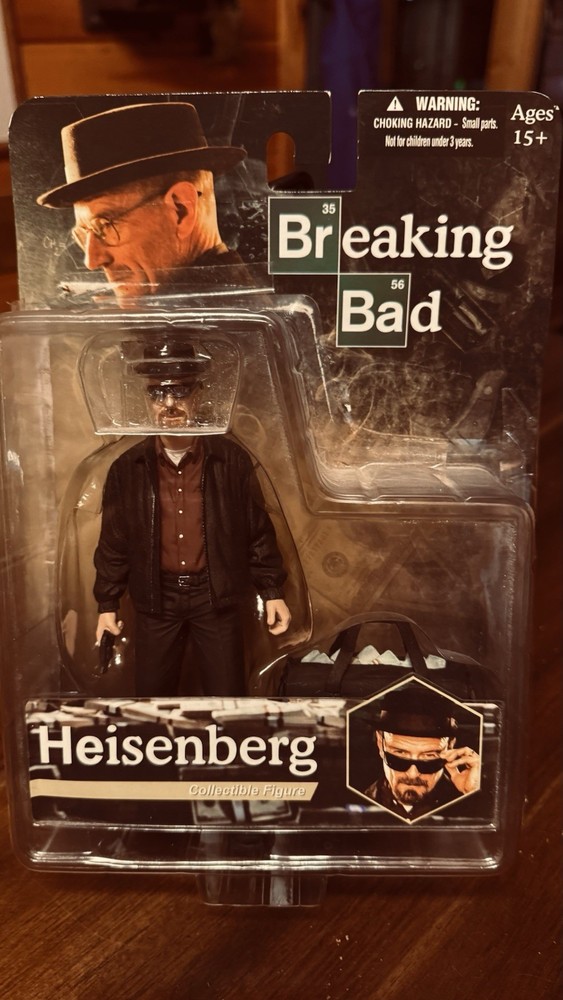 Breaking Bad Heisenberg Figurine With Gun And Bag Of Cash. NEVER USED