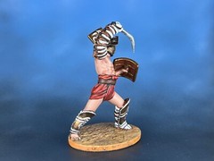 Warrior Art: Handcrafted Gladiator Resin Figurine 40mm Collectible Sculpture