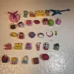 Mini Shopkins lot of 30 mini figures mixed series plus accessories