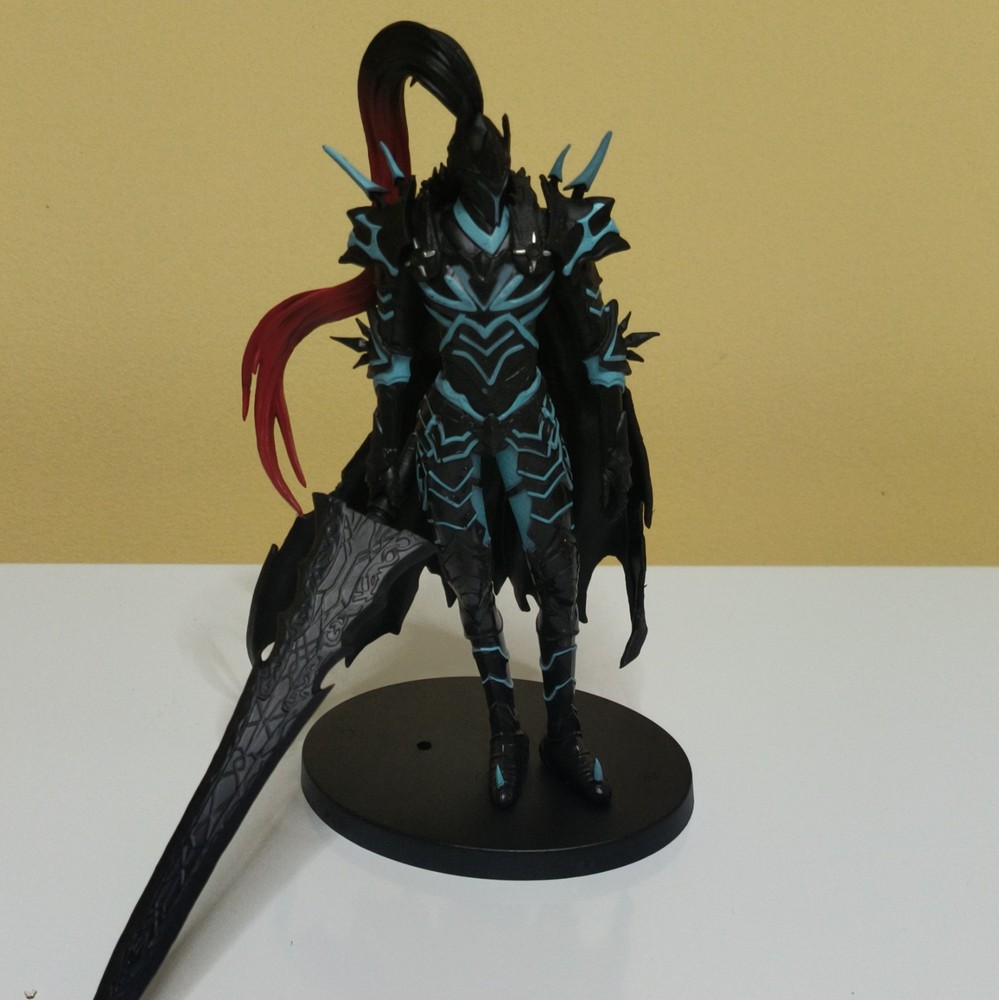 Igris from Solo Leveling Figure w/ Sword & Figure Stand Display Base
