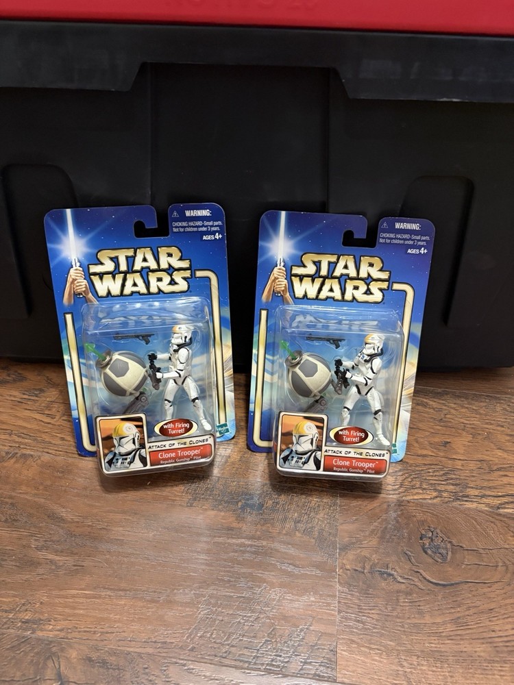 Star Wars Attack Of The Clones Clone Trooper Republic Gunship Pilot 2 figure lot