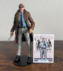 McFarlane DC Multiverse LOOSE Gold Label Year One Jim Gordon Commissioner & Card