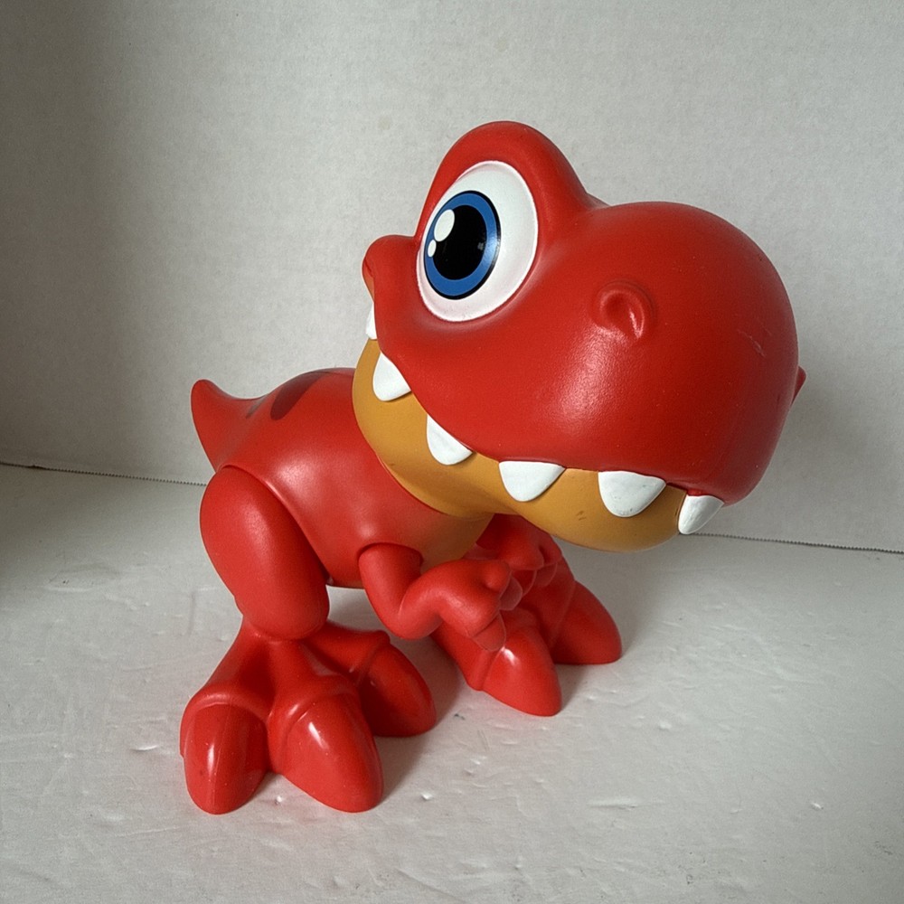 Zuru Smashers Junior Dino Dig Red T-Rex Action Figure 6″ Dinosaur Toy Blue Eyes