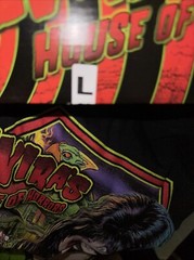 ELVIRA House Of Horrors LARGE T-SHIRT Loot Box NECA FIGURE Set HALLOWEEN Pinball