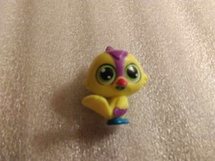 HATCHIMALS-Lot of 42-Collectible Figures-Cute Animals-Colorful RANDOM Figures!!