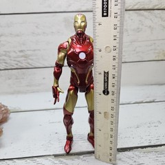 Diamond Select Marvel Select Bleeding Edge Iron Man 2013 7″ Action Figure