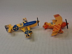 Disney Pixar Planes Diecast Lot Of 2 Sun Wing & Gunnar Viking No. 12
