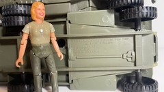 Vintage M.A.S.H Mash Medical Unit Ambulance & Jeep w Hot Lips Figure 1981