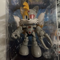 DC x Sonic the Hedgehog TAILS CYBORG 5-inch Action Figure Brand New Superhero