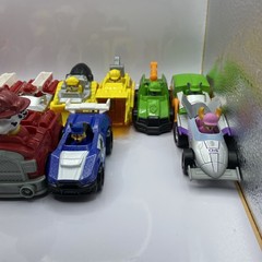 Huge Lot 35+ Paw Patrol Toy Figures Vehicles Accessories Metal Plastic Rubber