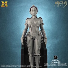 Metropolis Maschinenmensch Maria 1:8 Scale Model Kit Figure X-PLUS Silver Screen