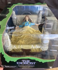 NECA The Exorcist Regan Possessed Deluxe Boxed Set Linda Blair Horror GOAT