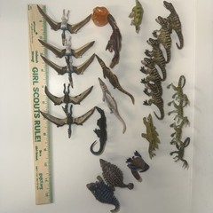 Jurassic World Captivz Rebirth Color Change Dinosaur Lot Of 24 No Cards Or Token