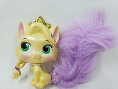 DO1 Disney Princess Palace Pets Furry Tail Friends Rapunzel’s Kitty Summer