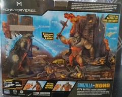 MONSTERVERSE: GODZILLA vs KONG: “City Battle” Action Figures and Diorama Set NIB