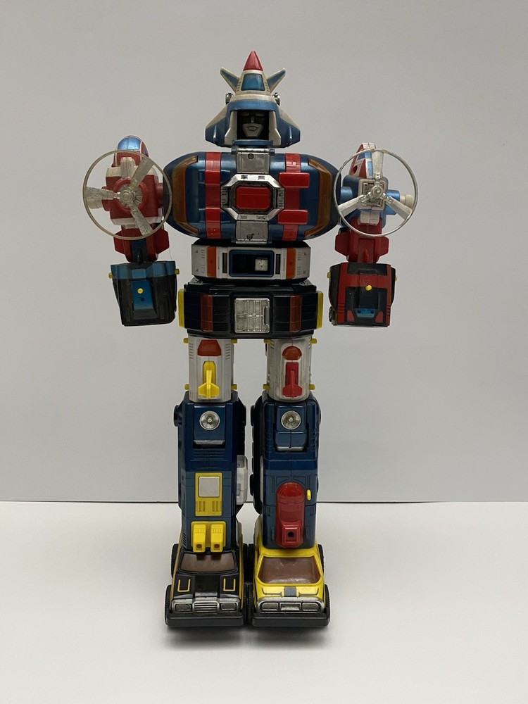 RARE VTG 1982 BANDAI JAPAN 15″ VOLTRON DAIRUGGER XV ROBOT Incomplete