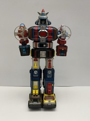 RARE VTG 1982 BANDAI JAPAN 15″ VOLTRON DAIRUGGER XV ROBOT Incomplete