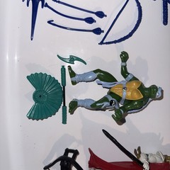 I Have 8 Complete Ninja Turtles the next mutation 1997 action figures