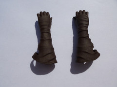 TBLeague Phicen 1/6 Red Sonja (PL2015-86) – Relaxed Gloved Hands Pair