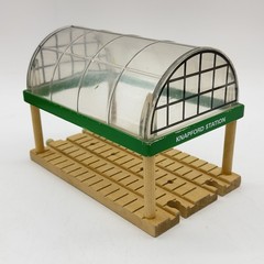 KNAPFORD STATION Thomas & Friends Wooden Railway Vintage 1995 MISSING BENCHES