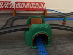 Thomas & Friends Tomy Giant Set Motorized Road and Rail System No Trains