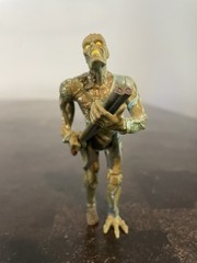 MIB Men In Black Alien Attack Edgar Action Figure & Stand Galoob Vintage 1996