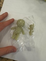 SECRET SMISKI Series 1 – Peaking! Opened with box and bag. Still in plastic!