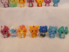 Cepia Bananas Bunch, Lot of 13 Crushies 1.5″ Figures + 1 Banana